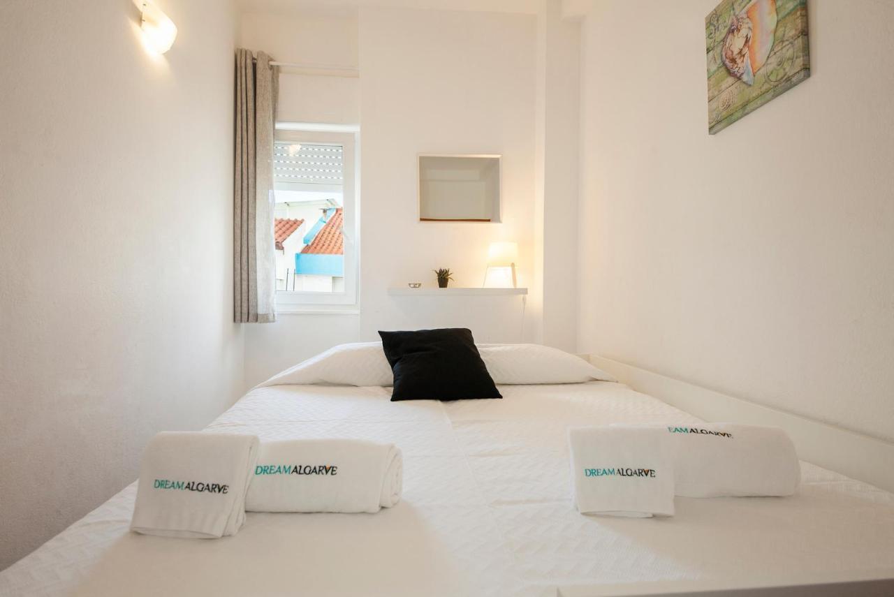 Rising Sun Apartments Lagos Buitenkant foto